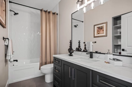 Hallway Photo of 24469 Jenewein Drive, Maple Ridge, BC