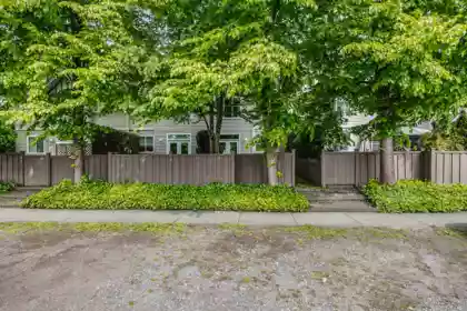 Community Amenities Photo (Clubhouse) of 45 6465 184a Street, Surrey, BC