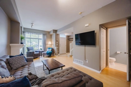 Guest Bathroom Photo of 45 6465 184a Street, Surrey, BC