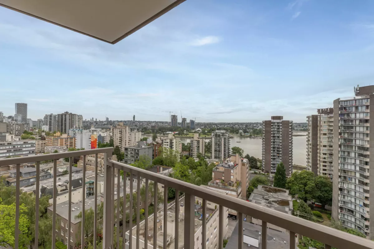 Basement Recreation Room Photo of 1701 1251 Cardero Street, Vancouver, BC