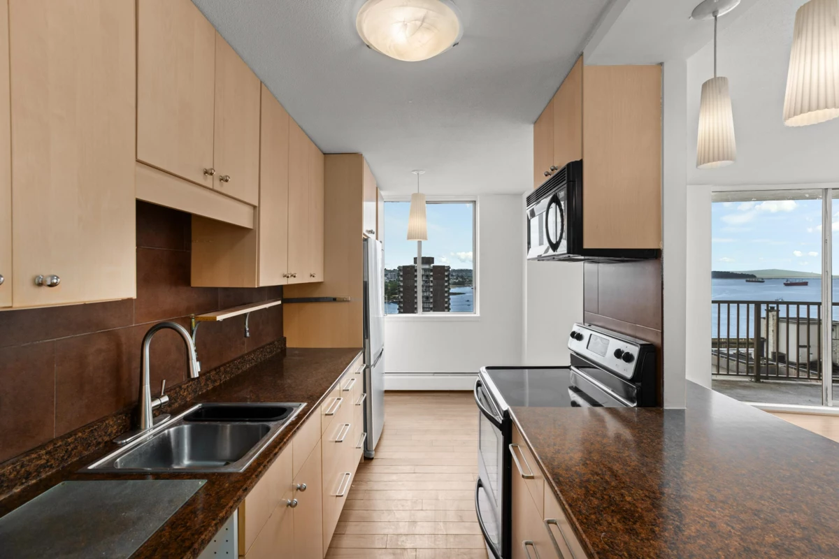 Kitchen Photo of 1701 1251 Cardero Street, Vancouver, BC