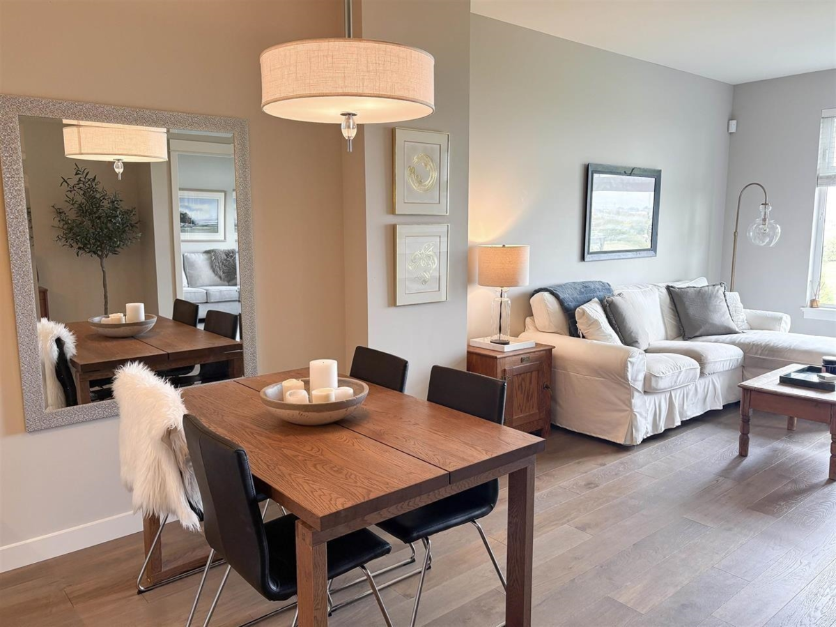 Exterior Rear Photo of 410 5011 Springs Boulevard, Delta, BC