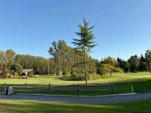 Hallway Photo of 410 5011 Springs Boulevard, Delta, BC