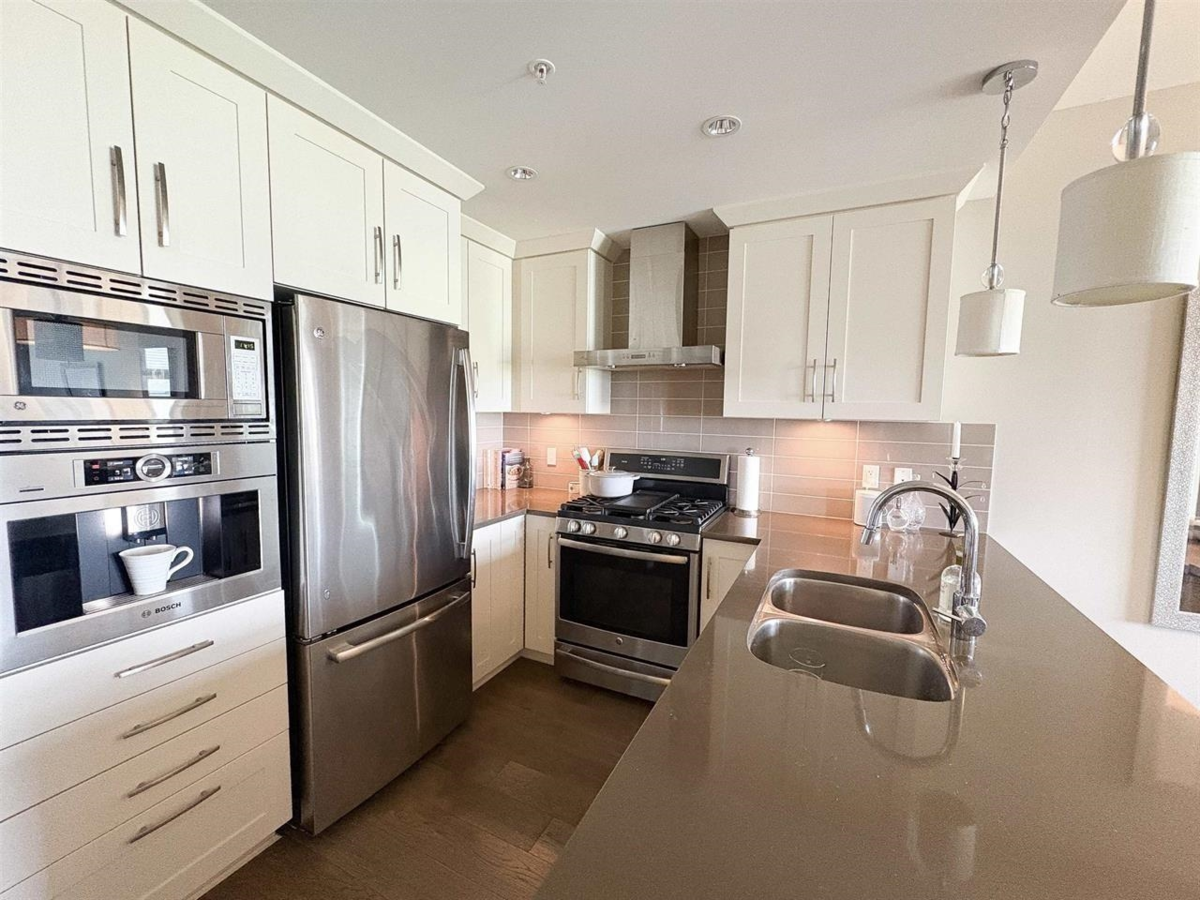Kitchen Photo of 410 5011 Springs Boulevard, Delta, BC