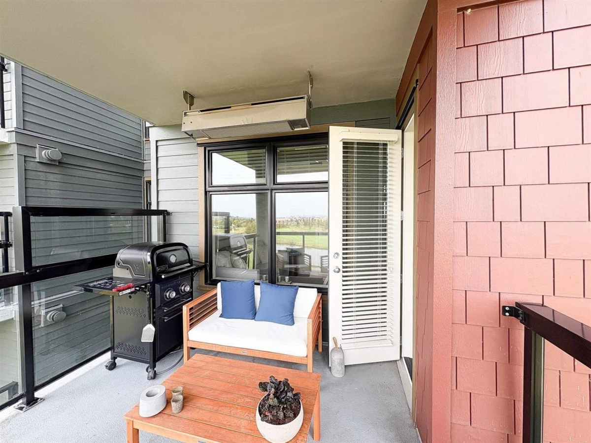 Laundry Room Photo of 410 5011 Springs Boulevard, Delta, BC