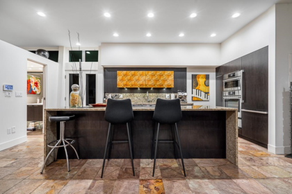 Breakfast Nook Photo of 955 20th Street, West Vancouver, BC