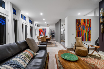 955 20th Street, West Vancouver, BC