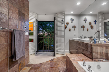 Office / Den Photo of 955 20th Street, West Vancouver, BC