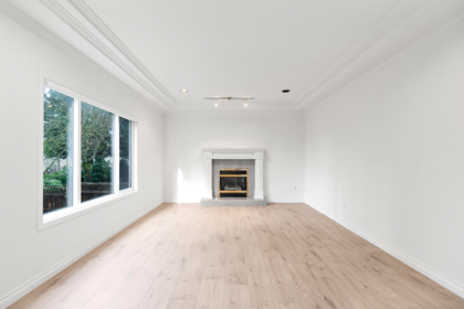 Breakfast Nook Photo of 6998 Fielding Court, Burnaby, BC