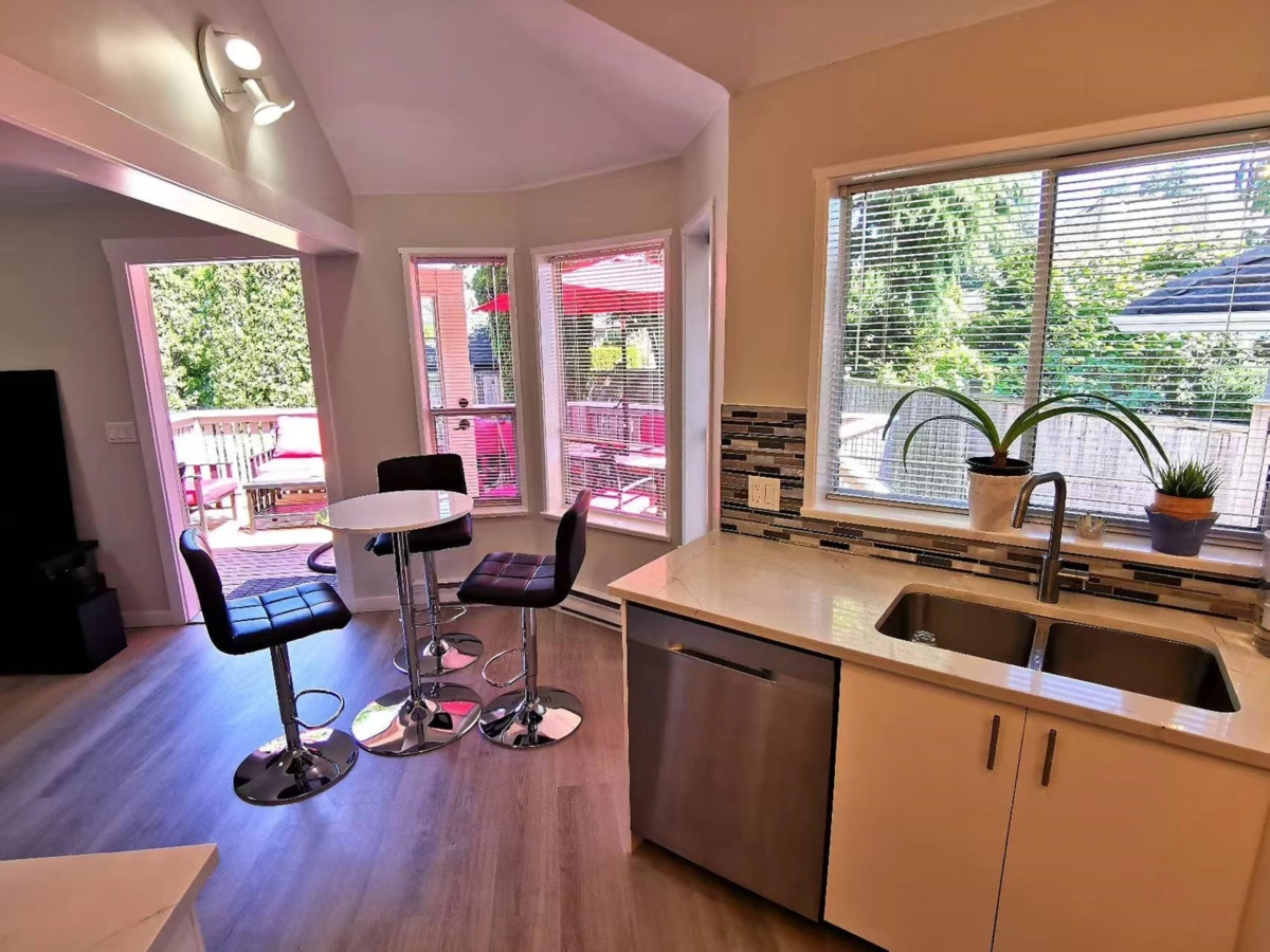 Breakfast Nook Photo of 1658 Golf Club Drive, Delta, BC