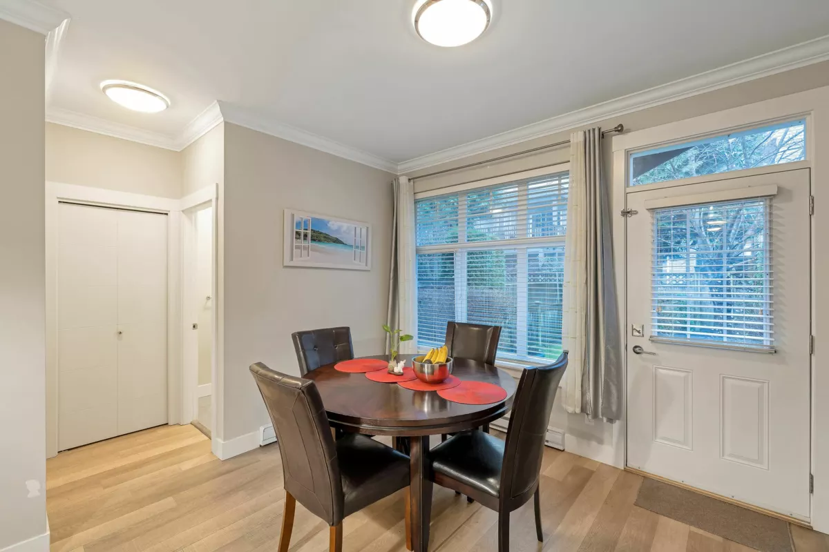 Breakfast Nook Photo of 81 6350 142 Street, Surrey, BC