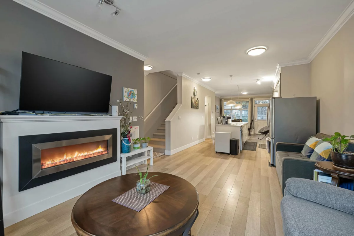 Hallway Photo of 81 6350 142 Street, Surrey, BC