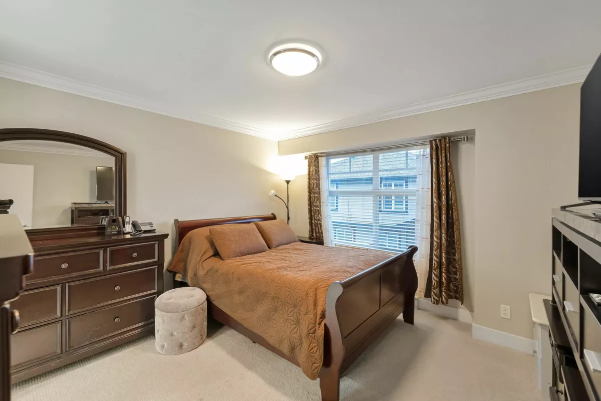 Primary Bathroom Photo of 81 6350 142 Street, Surrey, BC