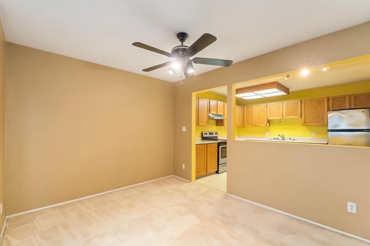 Bedroom 3 Photo of 203 22222 119 Avenue, Maple Ridge, BC