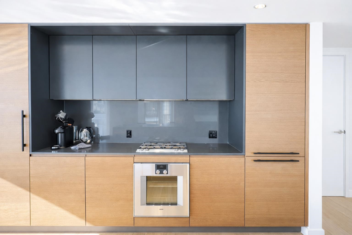 Pantry Photo of 3309 1289 Hornby Street, Vancouver, BC