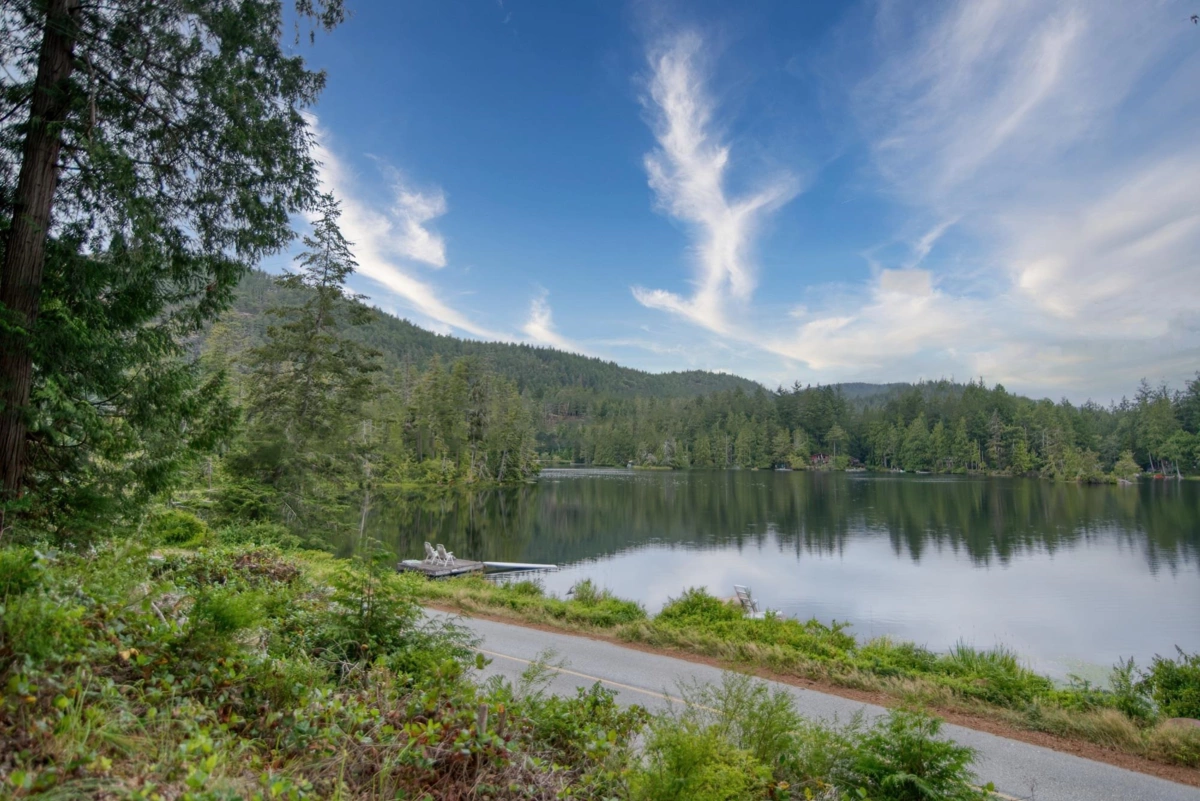 Family Room Photo of 4546 Sinclair Bay Road, Garden Bay, BC