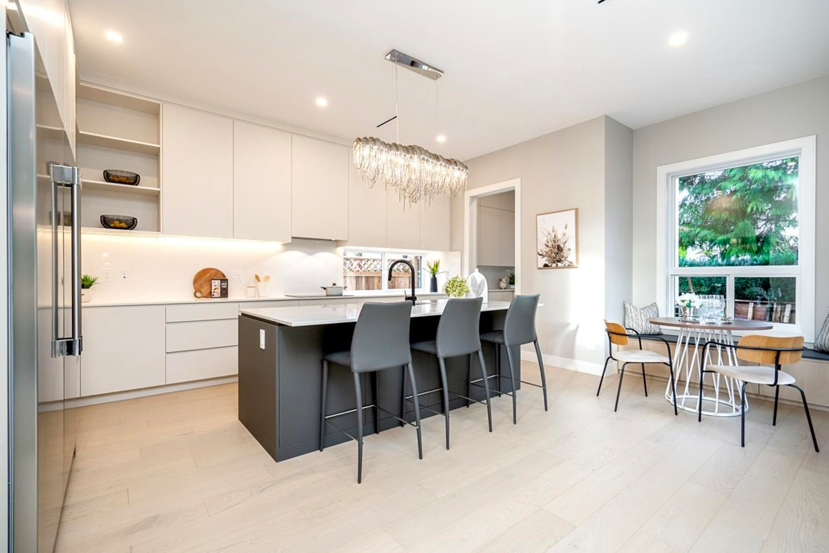 Kitchen Photo of 15043 19a Avenue, Surrey, BC