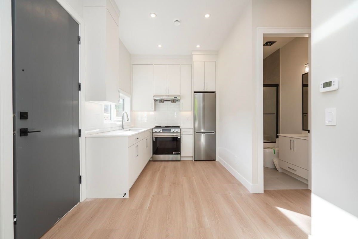 Outdoor Patio Photo of 15043 19a Avenue, Surrey, BC