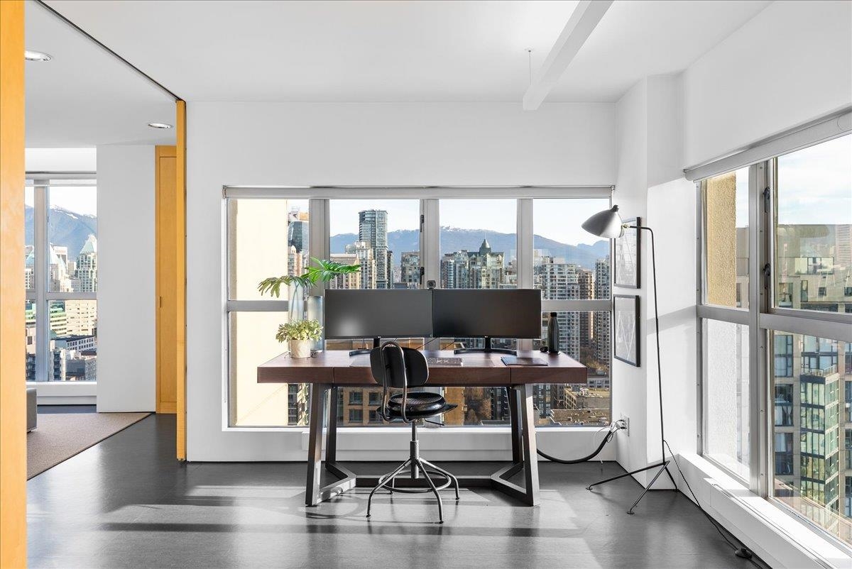 Outdoor Deck Photo of PH 2801 1238 Richards Street, Vancouver, BC