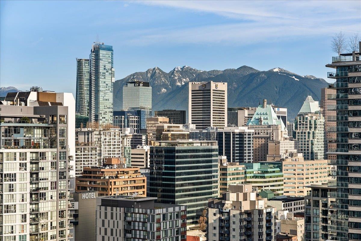 Outdoor Kitchen Photo of PH 2801 1238 Richards Street, Vancouver, BC