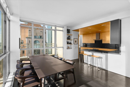 Kitchen Island Photo of PH 2801 1238 Richards Street, Vancouver, BC