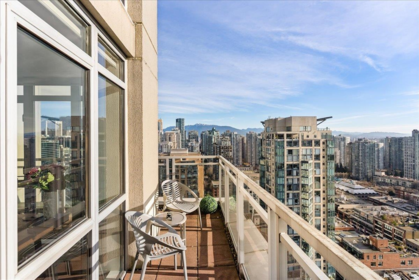 Loft / Bonus Room Photo of PH 2801 1238 Richards Street, Vancouver, BC