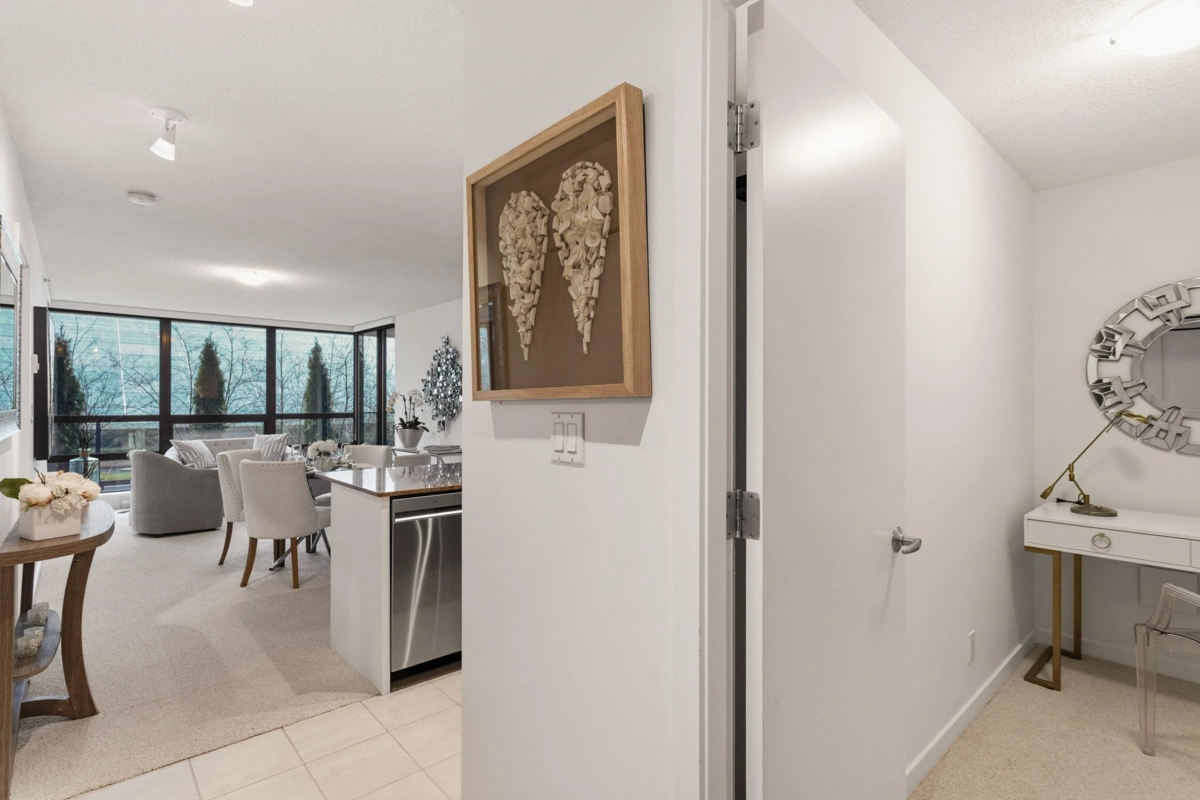 Bedroom 3 Photo of 303 933 Hornby Street, Vancouver, BC