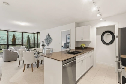 303 933 Hornby Street, Vancouver, BC, Vancouver — Apartment/Condo for sale