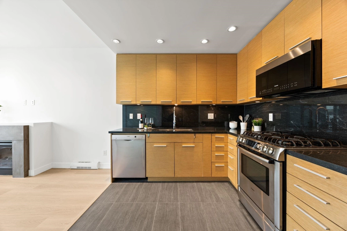 Family Room Photo of 308 2528 Maple Street, Vancouver, BC