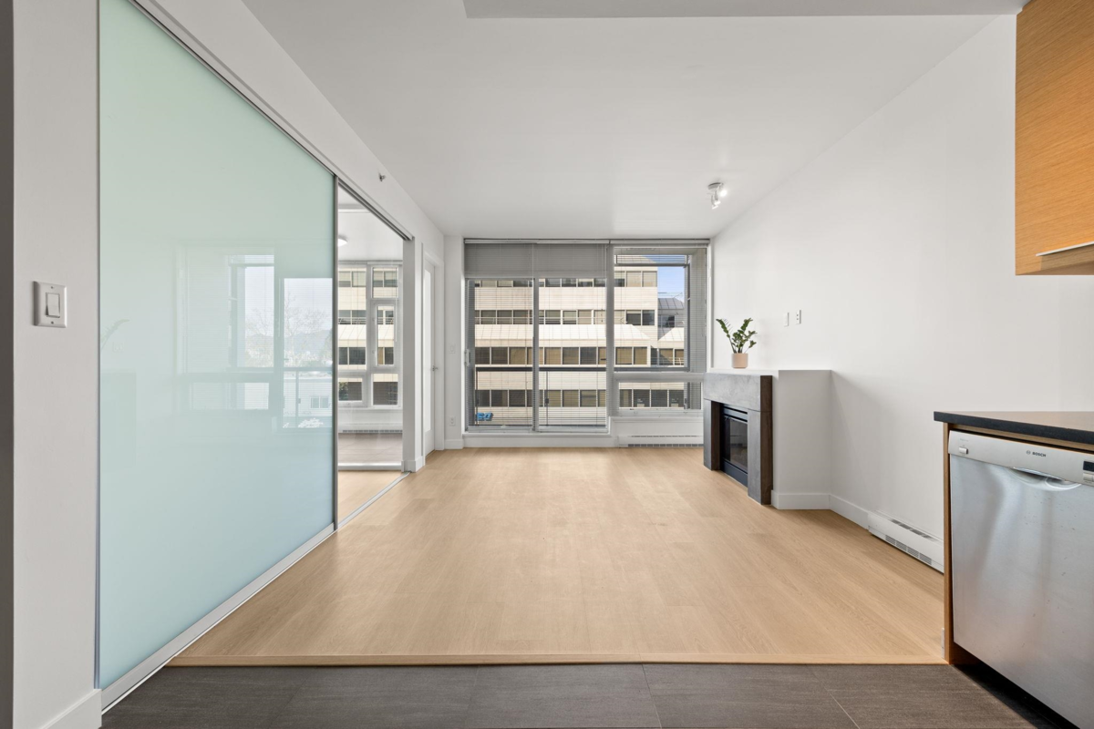 Primary Bathroom Photo of 308 2528 Maple Street, Vancouver, BC