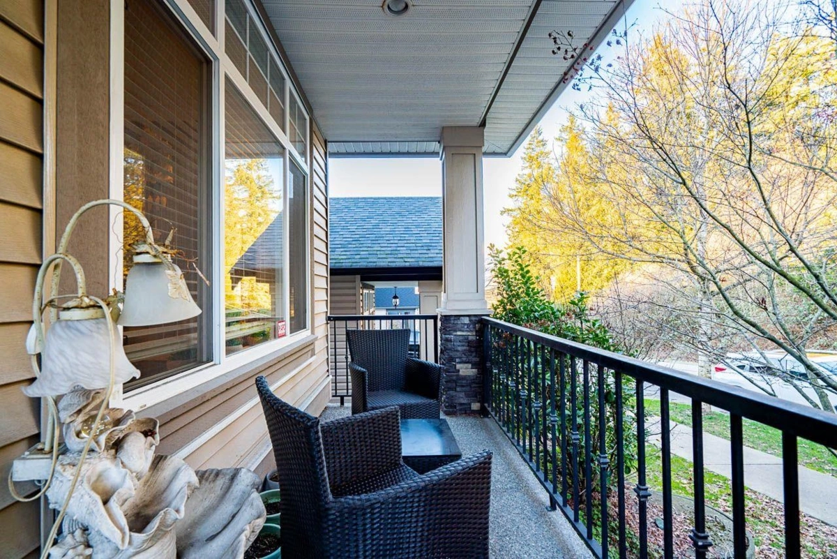 Dining Area Photo of 6085 146 Street, Surrey, BC