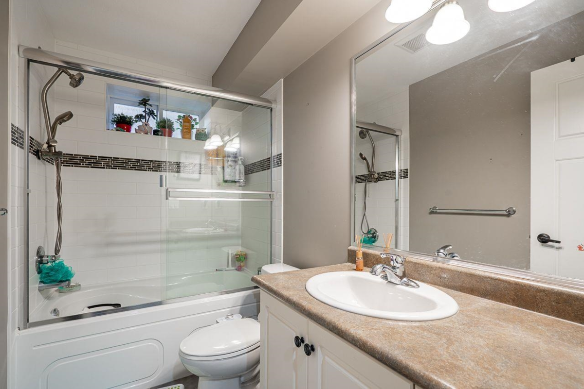Garden / Landscaping Photo of 6085 146 Street, Surrey, BC