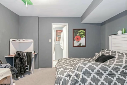 Bedroom 4 Photo of 1941 127a Street, Surrey, BC