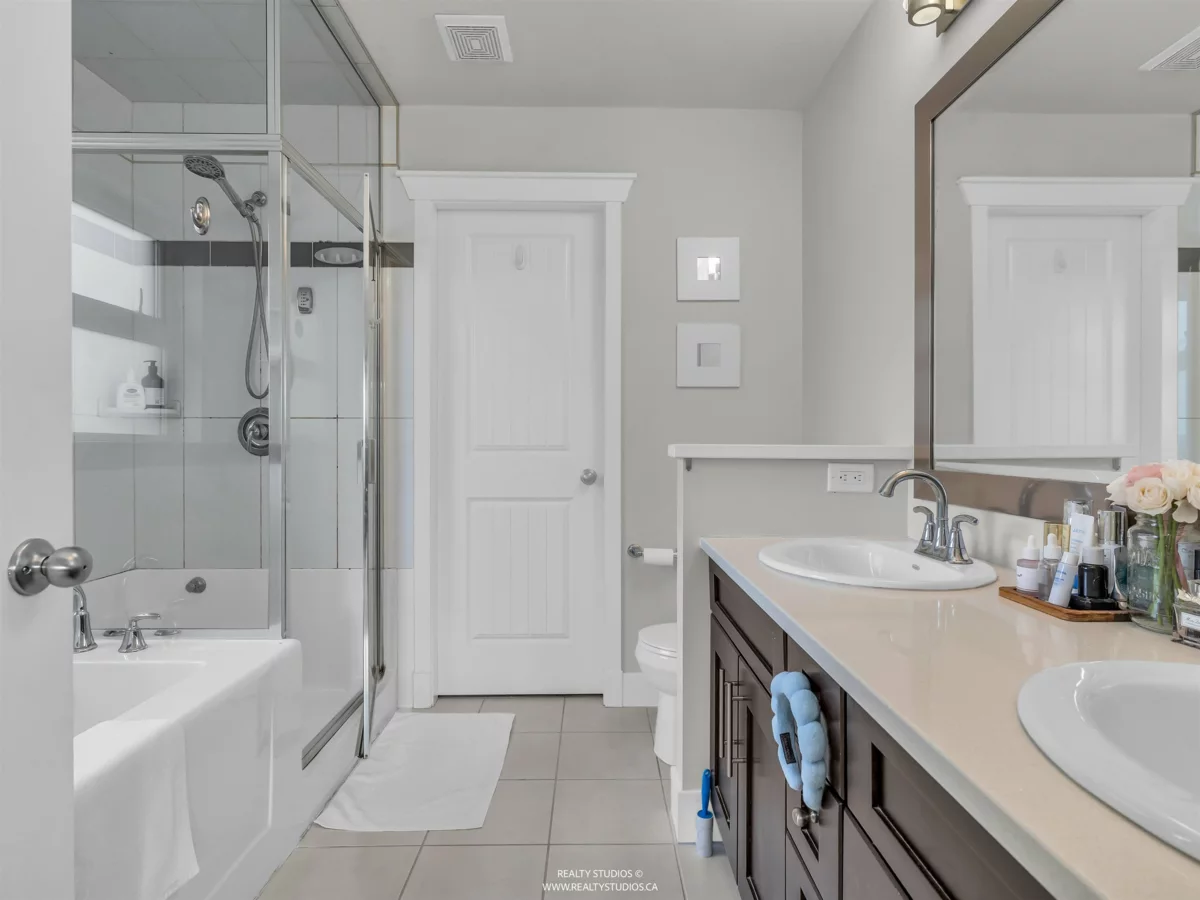 Garage Interior Photo of 3469 Stephens Court, Coquitlam, BC