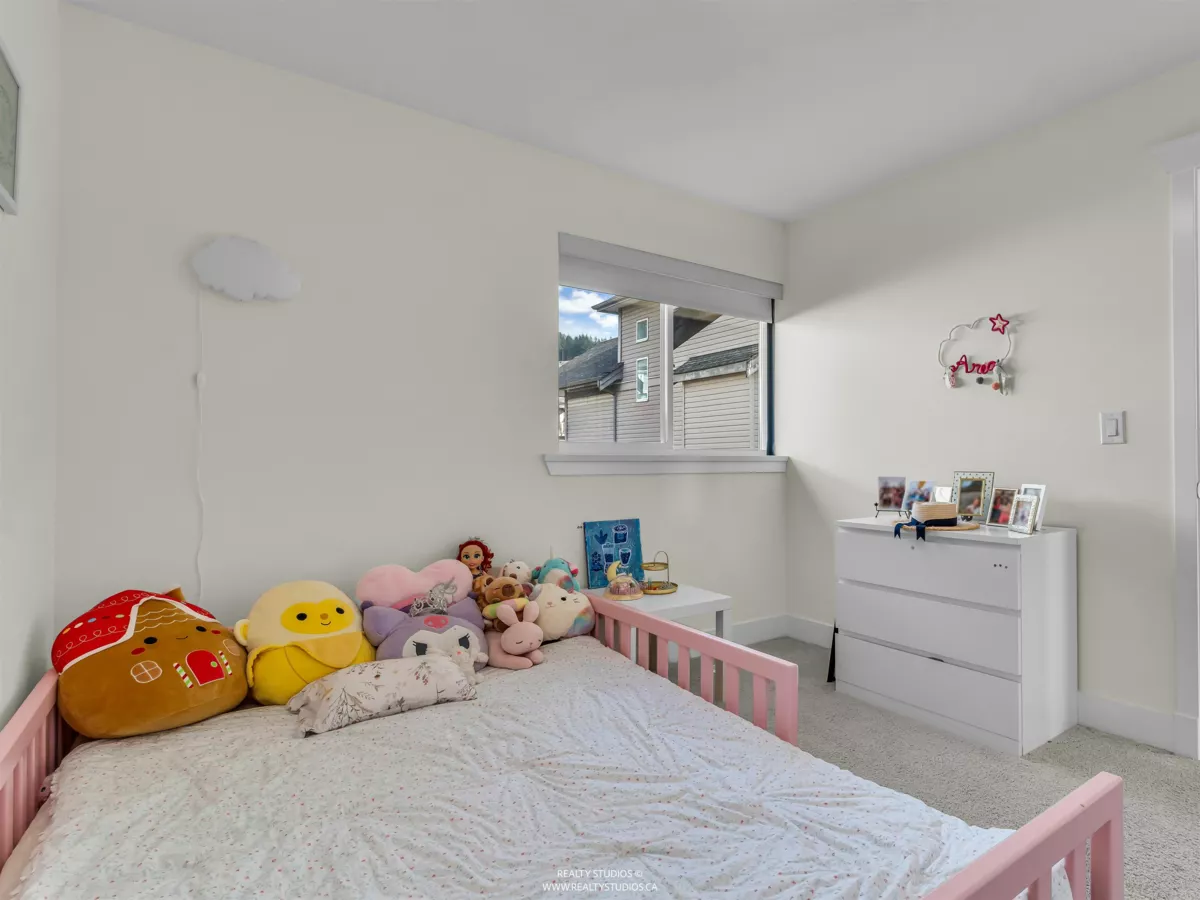 Garden / Landscaping Photo of 3469 Stephens Court, Coquitlam, BC