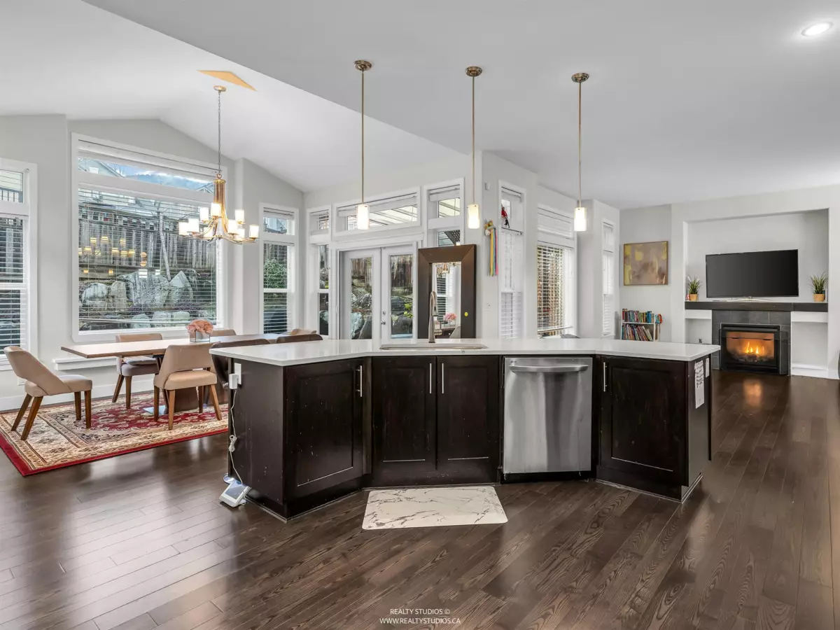 Primary Bedroom Photo of 3469 Stephens Court, Coquitlam, BC