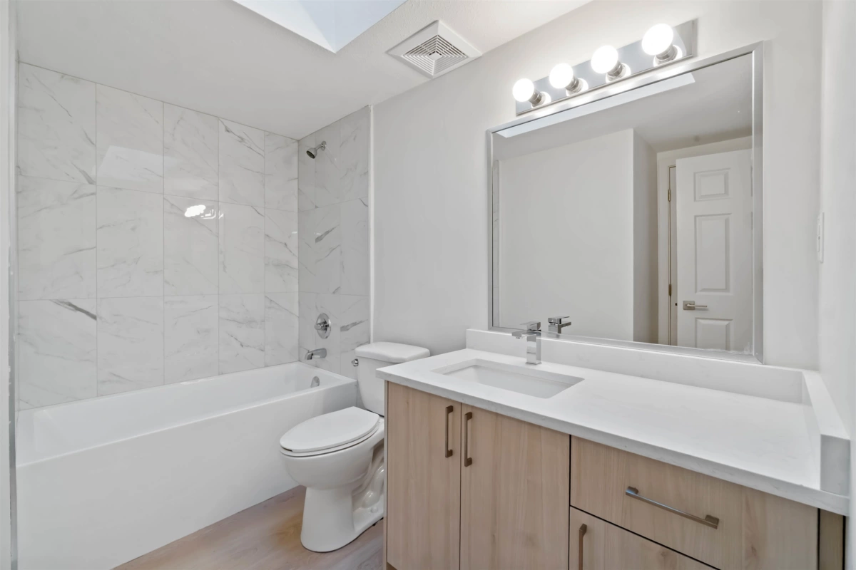 Office / Den Photo of 308 2928 Commercial Drive, Vancouver, BC