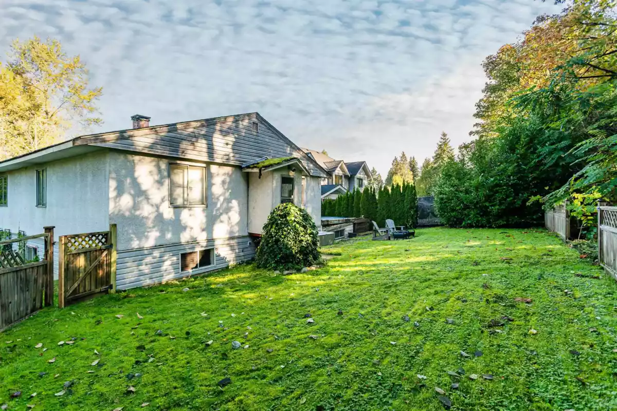 Laundry Room Photo of 2210 Hope Street, Port Moody, BC