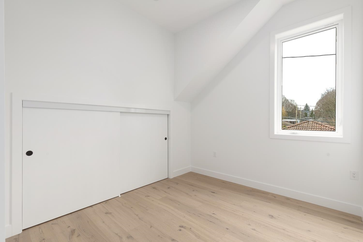 Bedroom 3 Photo of 464 E 17th Avenue, Vancouver, BC