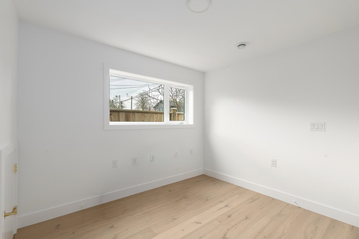 Bedroom 4 Photo of 464 E 17th Avenue, Vancouver, BC