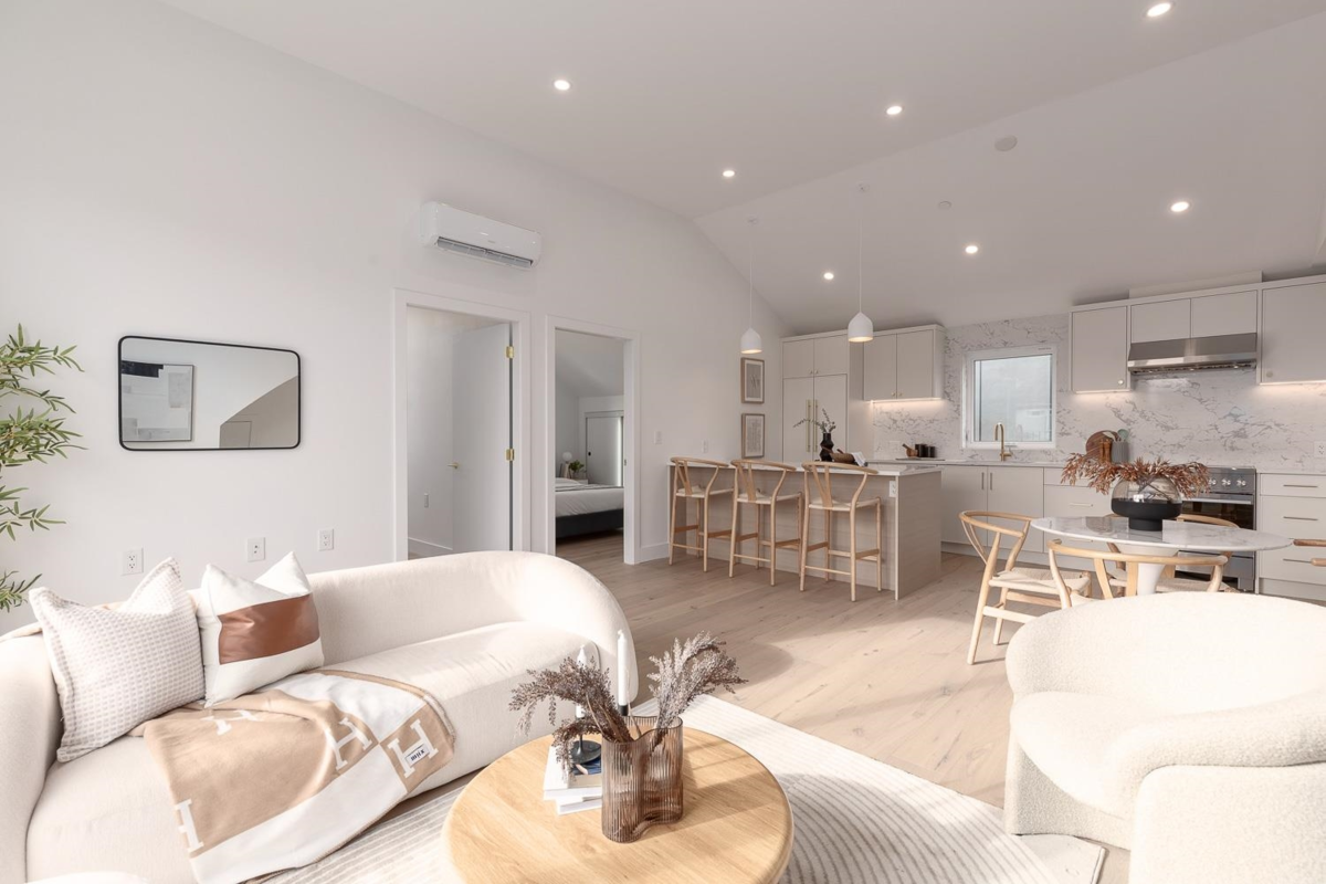 Pantry Photo of 464 E 17th Avenue, Vancouver, BC