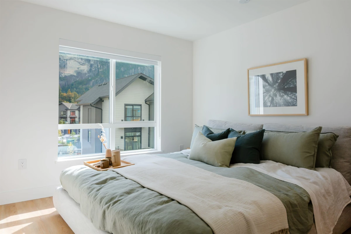 Laundry Room Photo of 38071 Helm Way, Squamish, BC