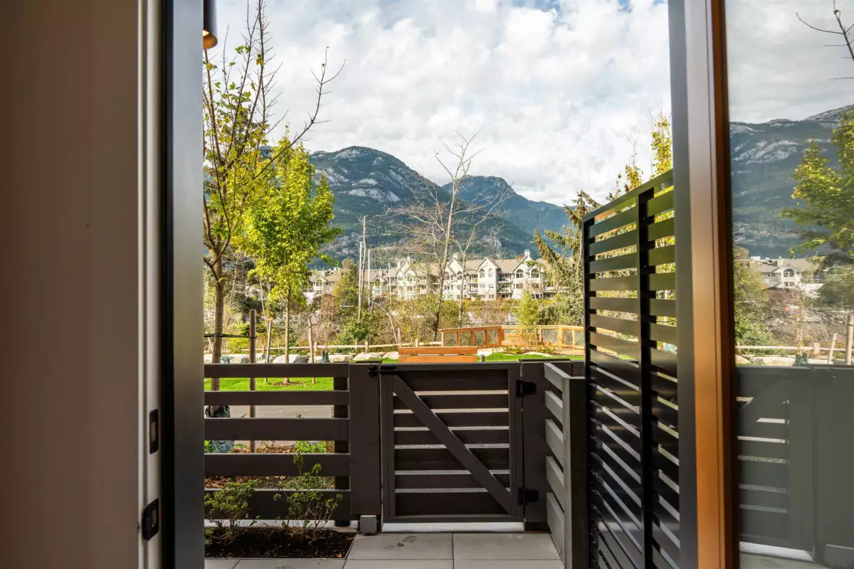 Swimming Pool Photo of 38071 Helm Way, Squamish, BC