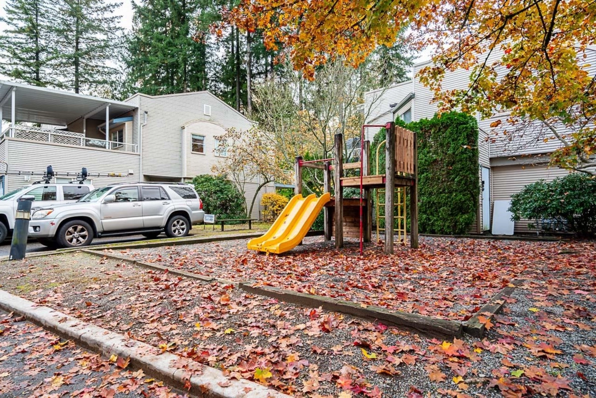 Swimming Pool Photo of 19 12449 191 Street, Pitt Meadows, BC