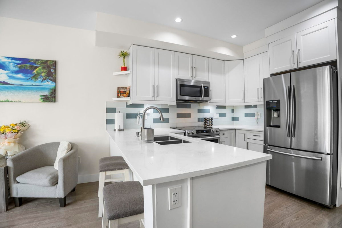 Walk-In Closet Photo of 116 7080 188 Street, Surrey, BC