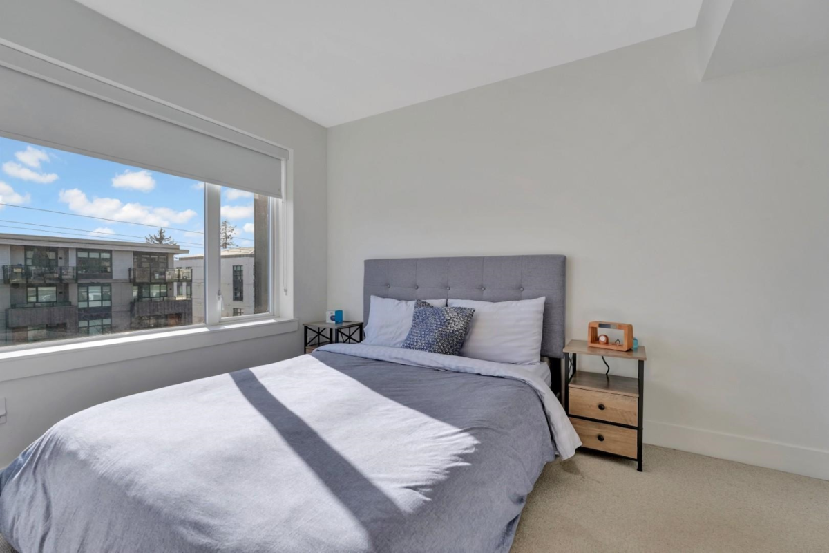 Garage Interior Photo of 3 752 E 3rd Street, North Vancouver, BC