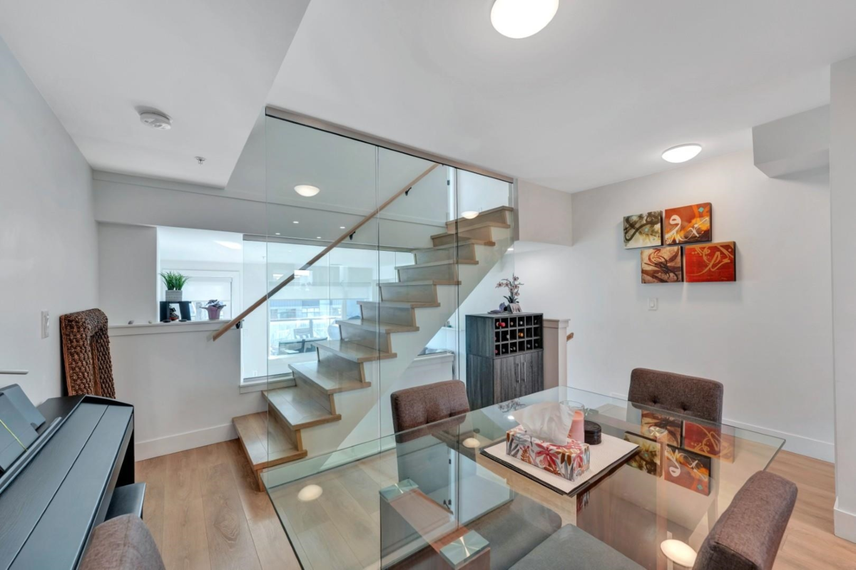 Loft / Bonus Room Photo of 3 752 E 3rd Street, North Vancouver, BC