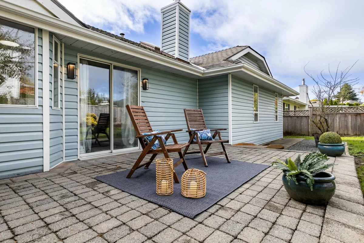 Neighborhood Park Photo Near 14129 16a Avenue, Surrey, BC