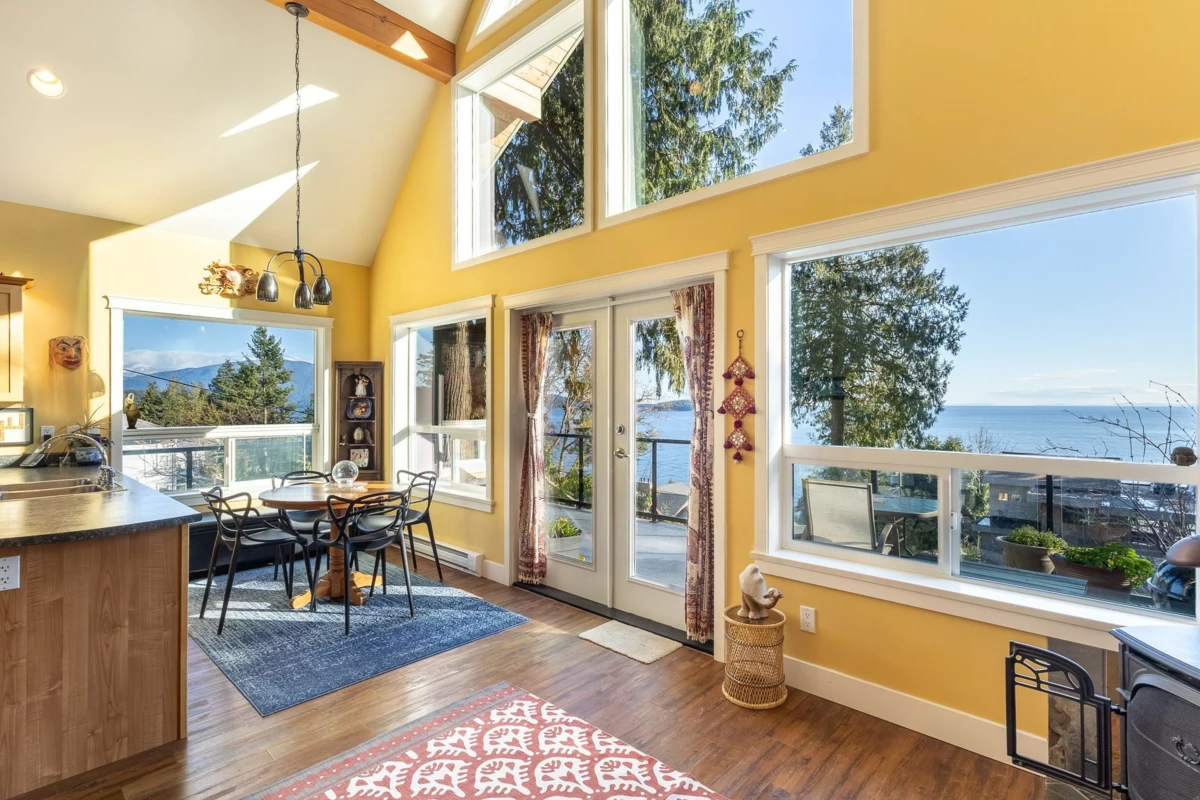 Family Room Photo of 1051 Gower Point Road, Gibsons, BC