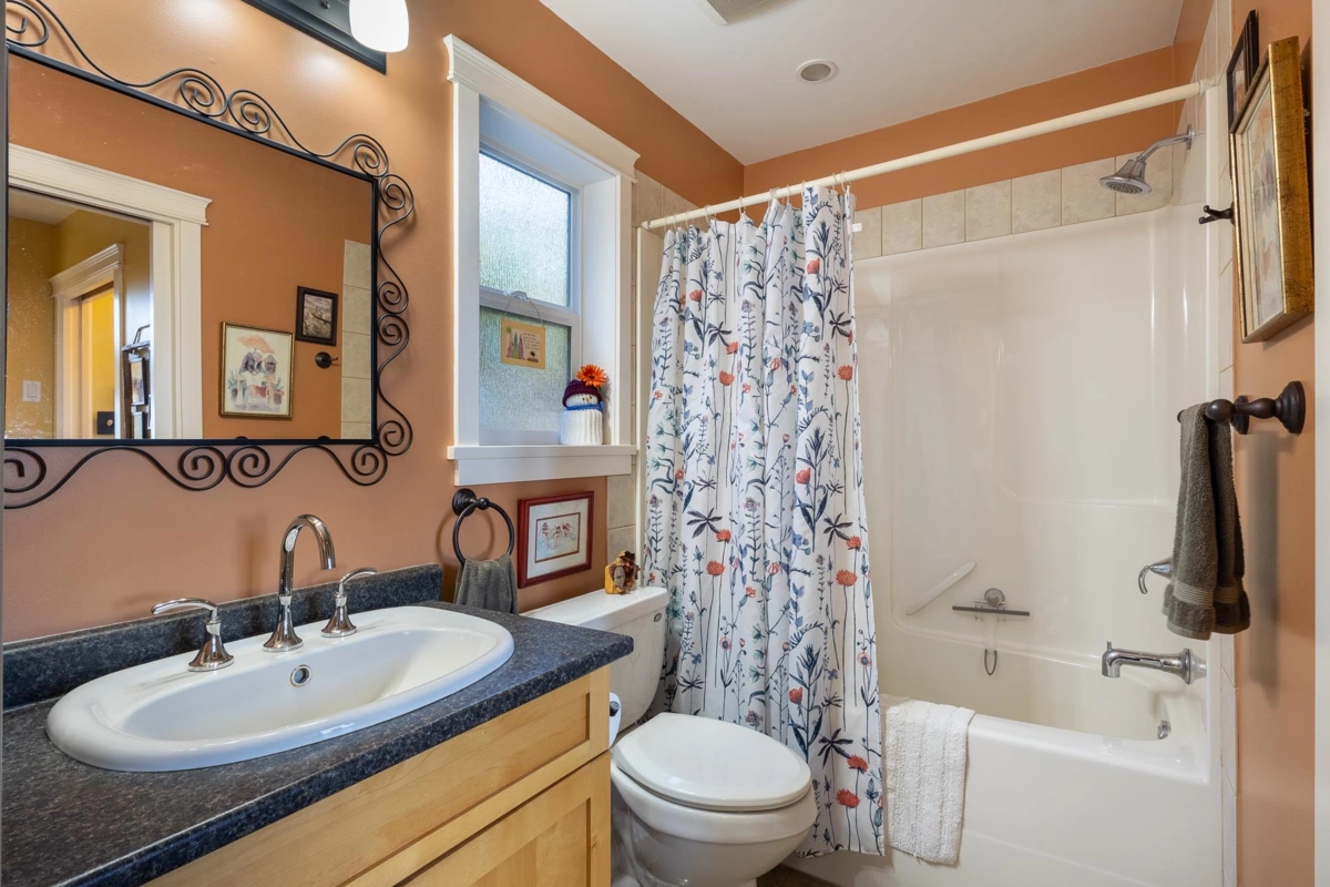 Guest Bathroom Photo of 1051 Gower Point Road, Gibsons, BC
